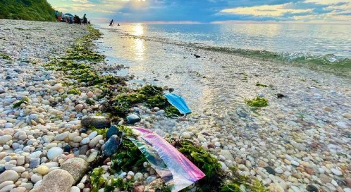 World must ‘work as one’ to end plastic pollution: Guterres