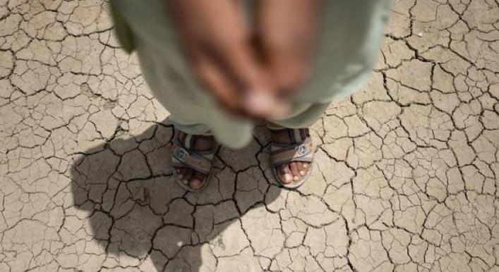 Heatwaves and high temperatures threatening young lives in South Asia: UNICEF