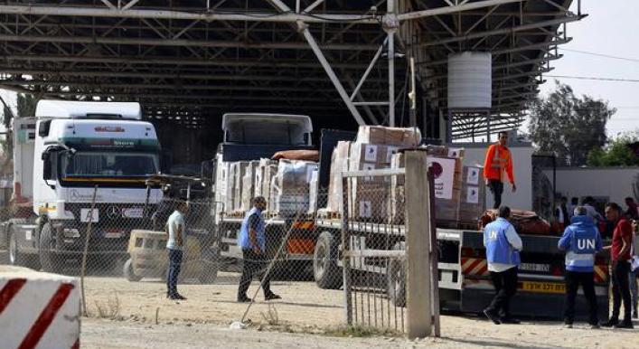 Fuel shortage could put the brakes on trucks delivering aid to Gaza