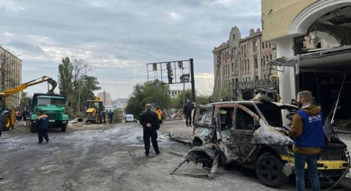 Ukraine: Top UN relief official deplores latest deadly strikes in Kharkiv