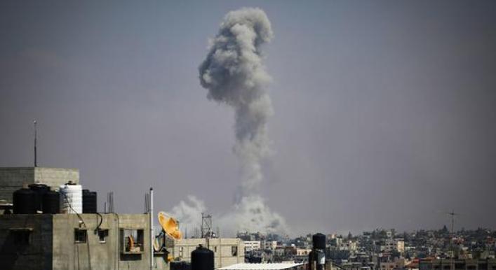 Dozens feared dead in Israeli airstrike on UNRWA school in Gaza
