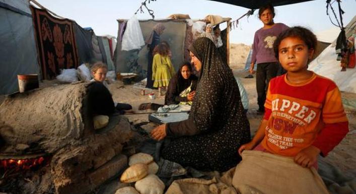 New famine alert for Gaza where families go days without food