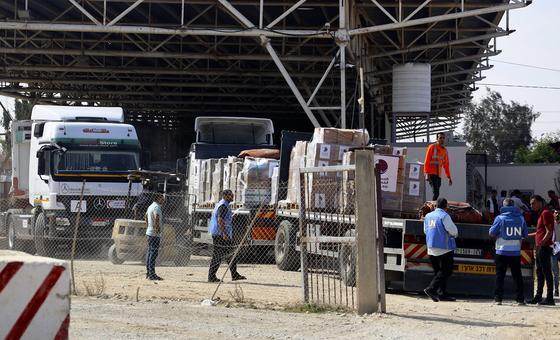 Fuel shortage could put the brakes on trucks delivering aid to Gaza