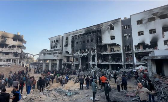 Gaza: UN aid teams still waiting for Israeli green light to relieve stricken northern hospital